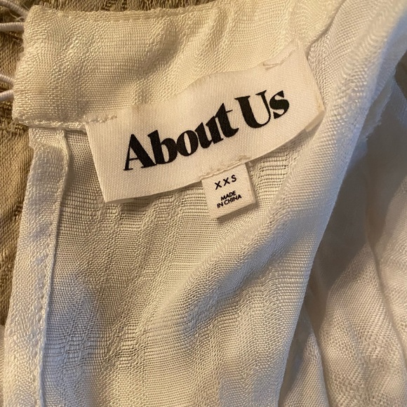 REVOLVE Ruffle Top Open Back - Picture 4 of 4